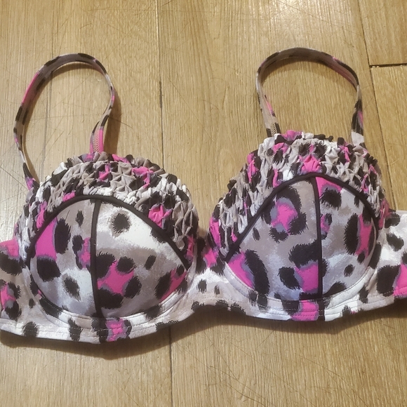 Vintage Betsey Johnson Animal Attraction Underwire Bikini Top. - Picture 3 of 16